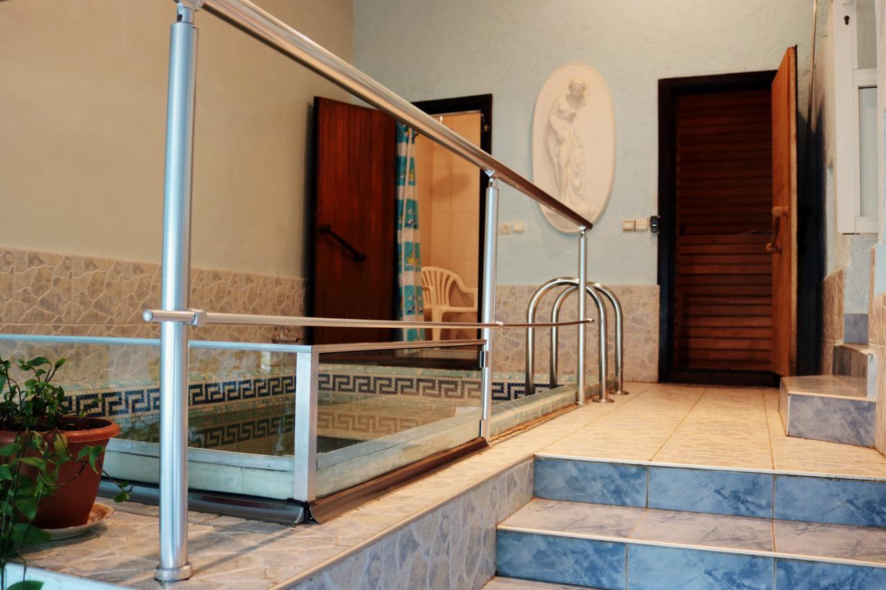 Casanova Inn - Boutique Hotel Дилиян Екстериор снимка