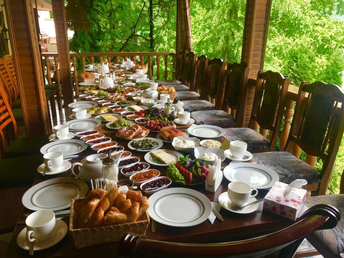 Casanova Inn - Boutique Hotel Дилиян Екстериор снимка
